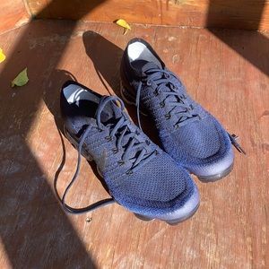 Nike vapormax shoes only used twice